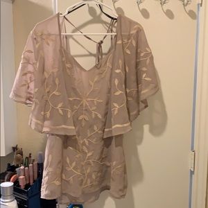Buckle blouse